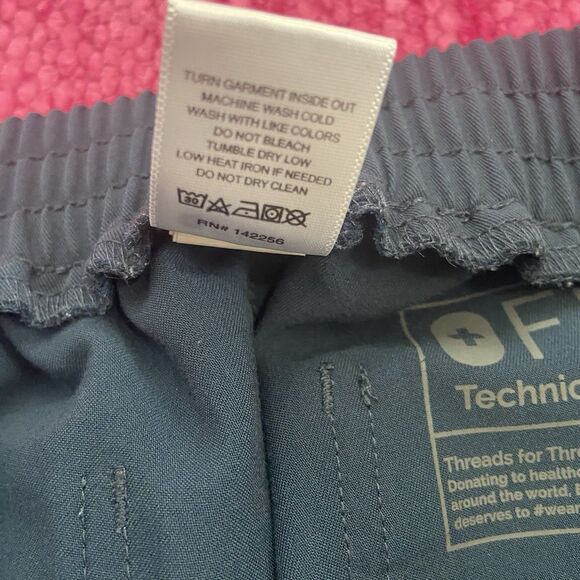 Figs Yola Skinny Scrub Pants Mid Rise Size Small Blue - Picture 6 of 9